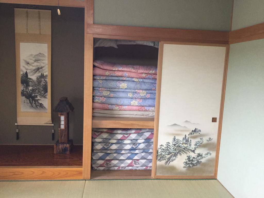 Natsumi No Sato Hotell Biei Rum bild